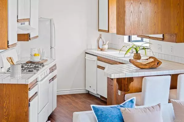 371 D Avenue #C, Coronado, CA 92118