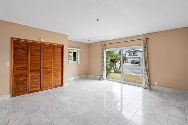 2862 Coronado Avenue, San Diego, CA 92154