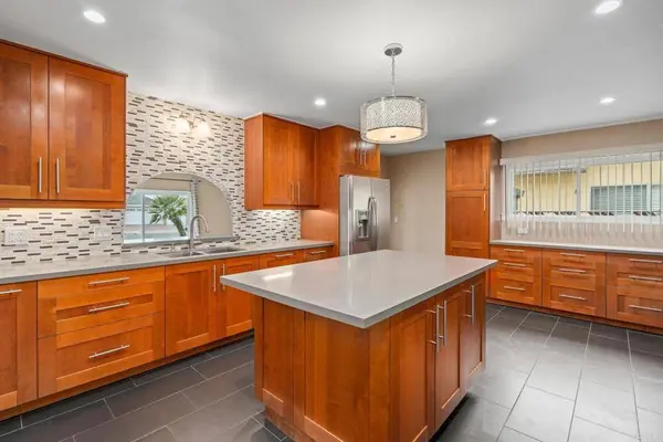 2862 Coronado AVE, San Diego, CA 92154