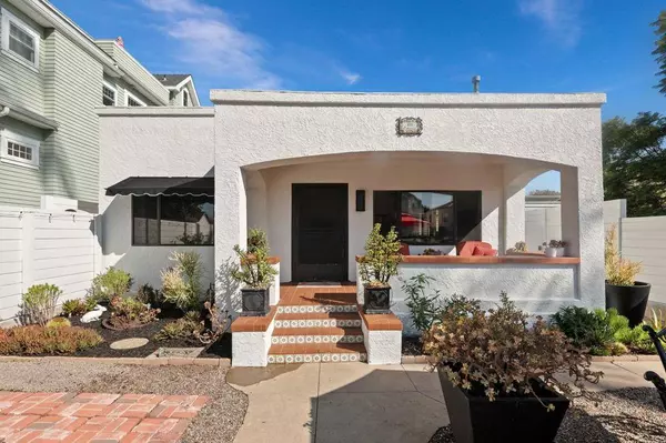 853 C AVE, Coronado, CA 92118