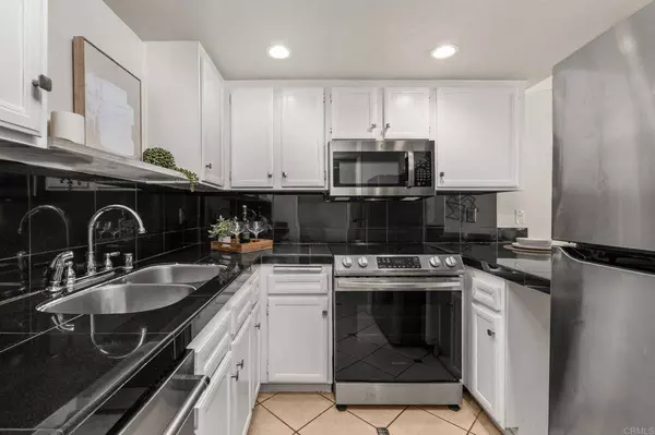 1650 8th AVE #401, San Diego, CA 92101