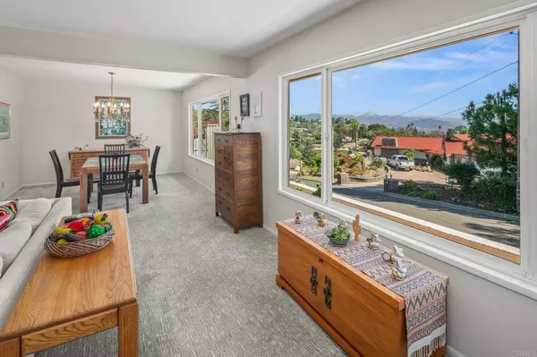 182 Dewitt CT, El Cajon, CA 92020