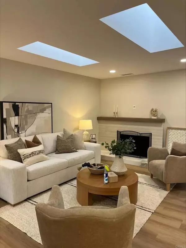 15103 Amso Street, Poway, CA 92064