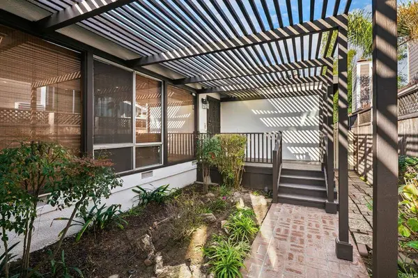 1411 8th ST, Coronado, CA 92118