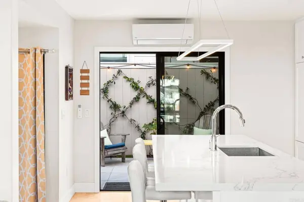 909 Olive AVE, Coronado, CA 92118