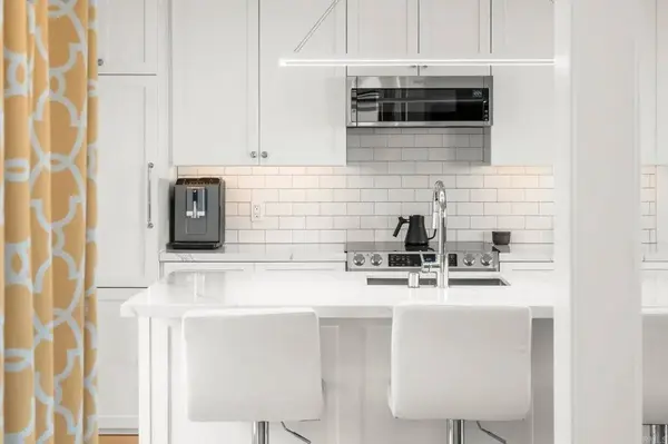 909 Olive Avenue, Coronado, CA 92118