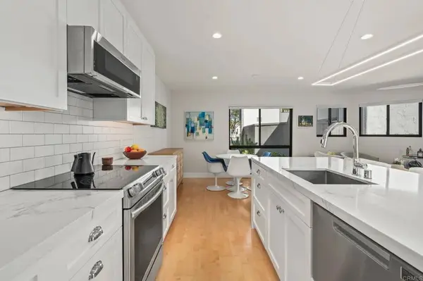 909 Olive Avenue, Coronado, CA 92118