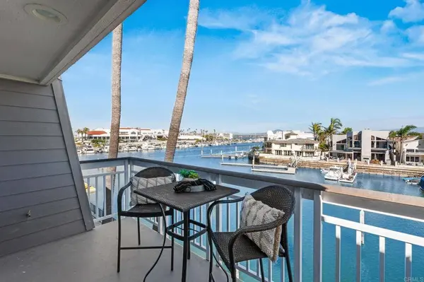 90 Montego CT, Coronado, CA 92118