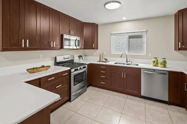 1641 31st ST, San Diego, CA 92102