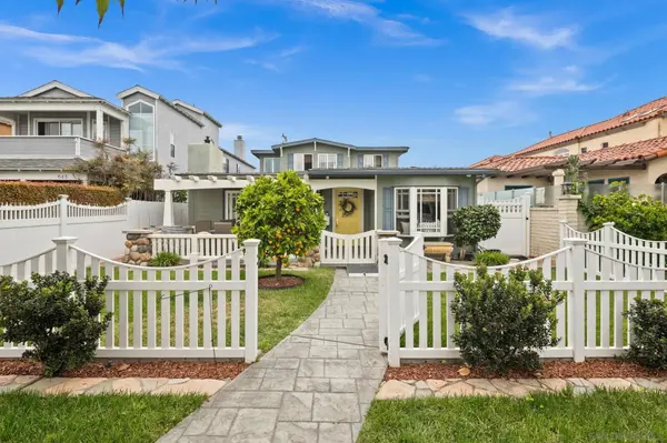 649 I, Coronado, CA 92118