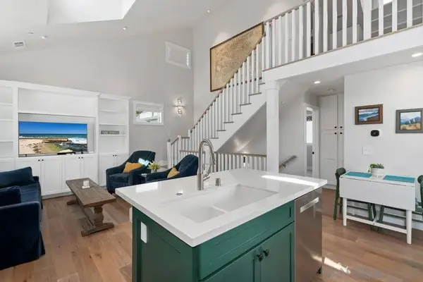 851 C East, Coronado, CA 92118