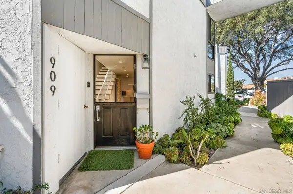 909 Olive Ave, Coronado, CA 92118