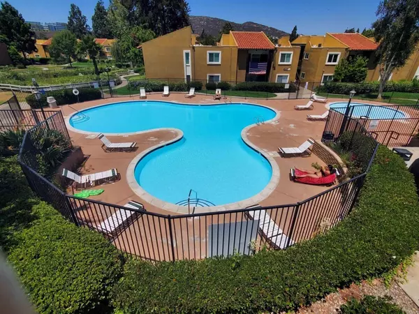 San Diego, CA 92127-1536,17185 W Bernardo Dr #203