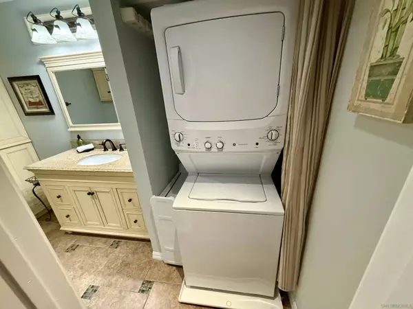 10325 Caminito Cuervo #185, San Diego, CA 92108