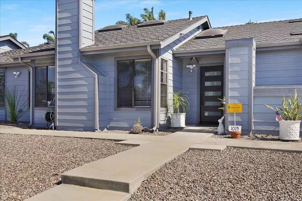 1015 Lake Ridge DR, San Marcos, CA 92078