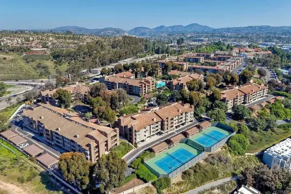 10250 Caminito Cuervo #15, Mission Valley, CA 92108