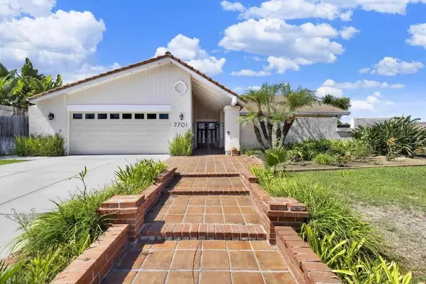 7701 Garboso Pl
