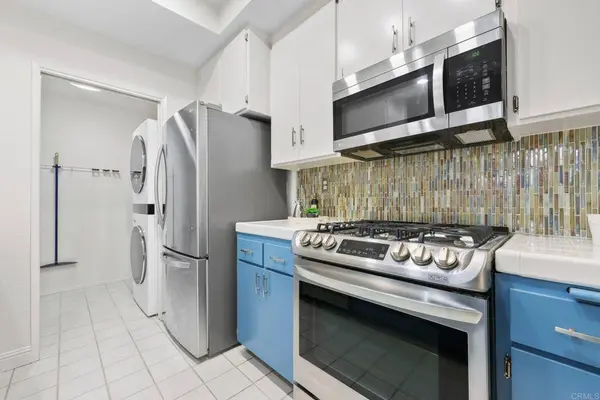 521 Arbor Dr #105, San Diego, CA 92103