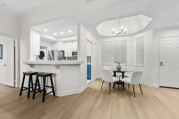 521 Arbor Dr #105, San Diego, CA 92103