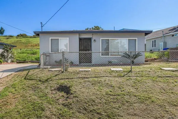 5305 07 Santa Margarita ST, San Diego, CA 92114