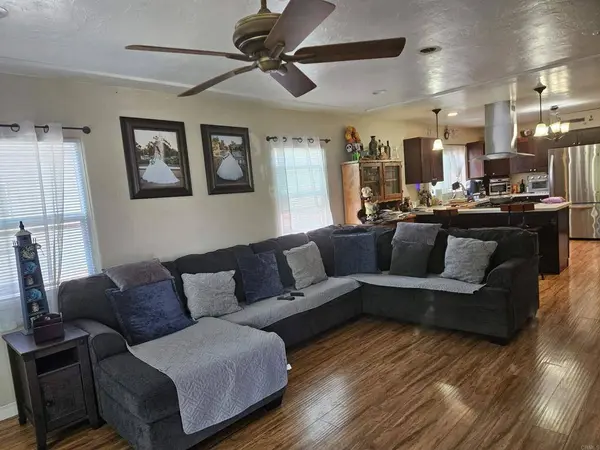 222 Los Alamos, San Diego, CA 92114
