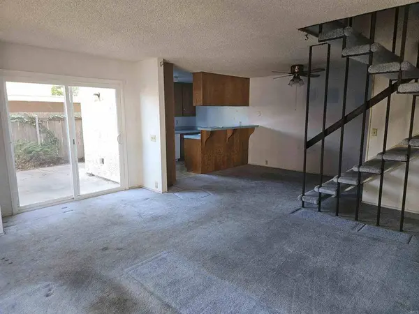 540 Otay Valley Rd #B, Chula Vista, CA 91911