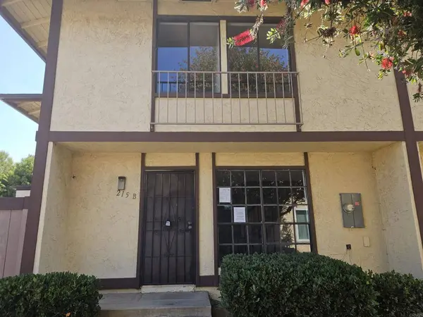 215 Otay Valley Rd #B, Chula Vista, CA 91911