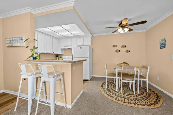432 Edgehill LN #134, Oceanside, CA 92054