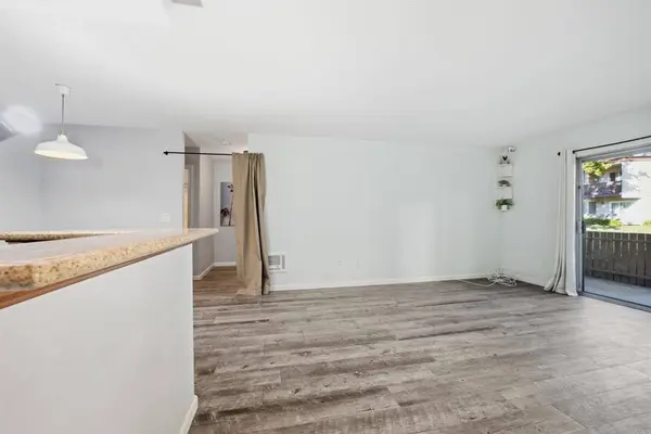 432 Edgehill LN #57, Oceanside, CA 92054