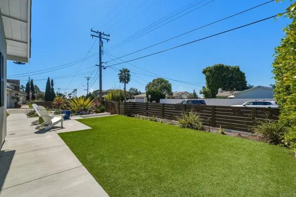 1839 Freda LN, Cardiff By The Sea, CA 92007