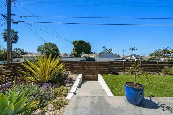 1839 Freda LN, Cardiff By The Sea, CA 92007