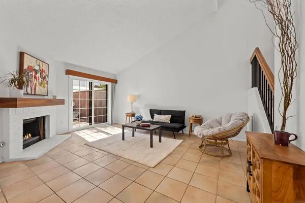 1579 Apache DR #E, Chula Vista, CA 91910