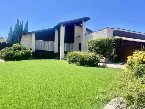 1922 Sonoma LN, Lemon Grove, CA 91945