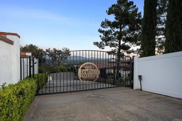 2763 W VICTORIA DR, Alpine, CA 91901
