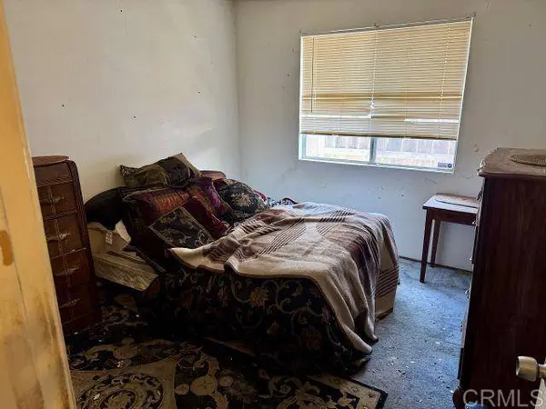 6359 Elsberry St, San Diego, CA 92114