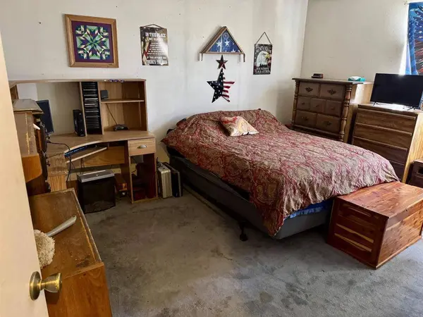 6359 Elsberry St, San Diego, CA 92114