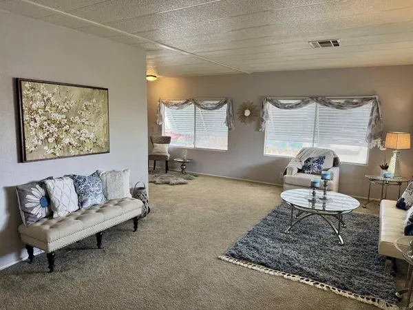 1925 Otay Lakes Rd, Chula Vista, CA 91913