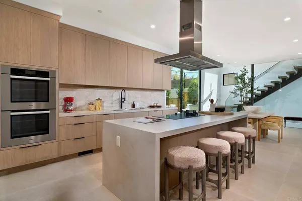 228 N Helix, Solana Beach, CA 92075