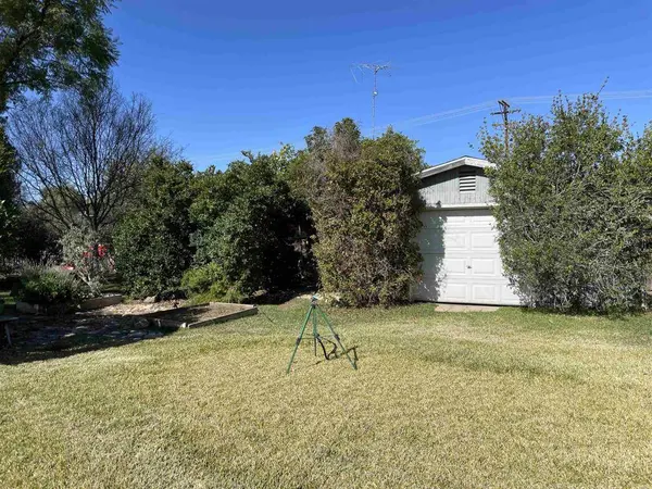 13451 Lakeshore DR, Lakeside, CA 92040