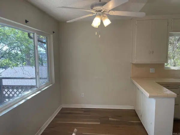 12376 Royal RD, El Cajon, CA 92021