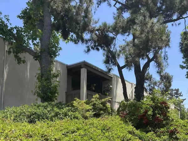 4833 Collwood Blvd, San Diego, CA 92115