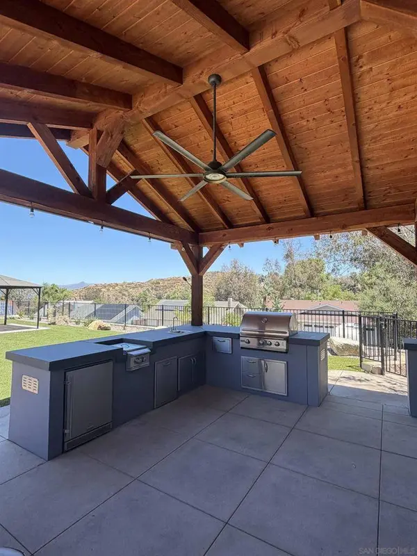 12651 Ridgeton, Lakeside, CA 92040