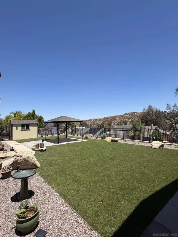 12651 Ridgeton, Lakeside, CA 92040