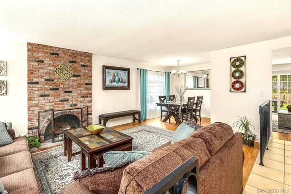 4324 Robbins St, San Diego, CA 92122