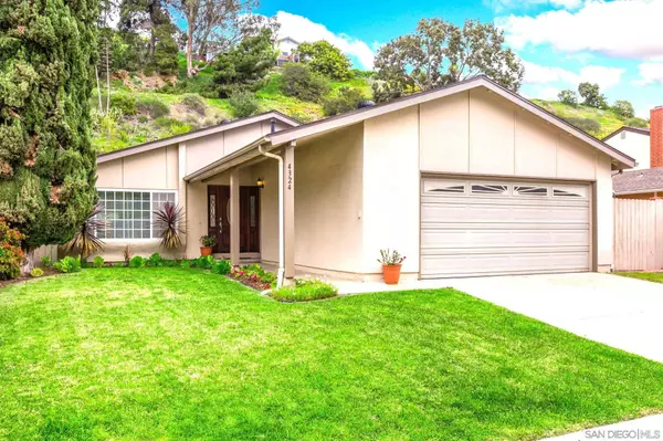 4324 Robbins St, San Diego, CA 92122