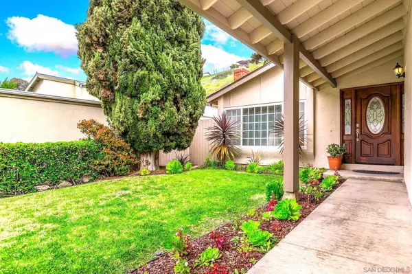 4324 Robbins St, San Diego, CA 92122