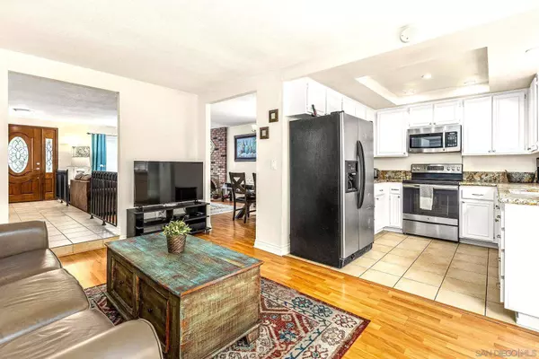 4324 Robbins St, San Diego, CA 92122