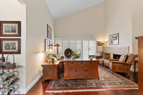 10670 Canyon Lake Dr, San Diego, CA 92131