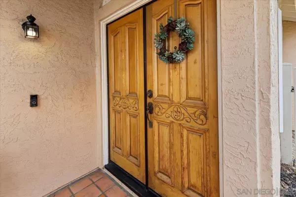 12117 Via Hacienda, El Cajon, CA 92019