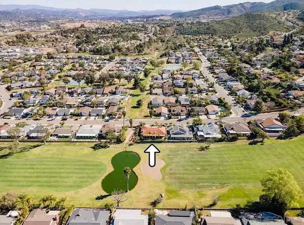 1042 La Sombra Dr, San Marcos, CA 92078